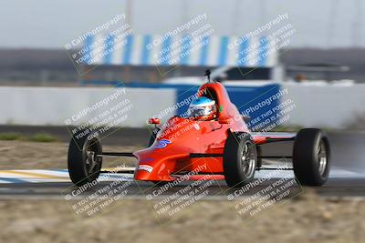 media/Mar-16-2025-CalClub SCCA (Sun) [[e72803ec8c]]/Group 3/Qualifying (Turn 1)/